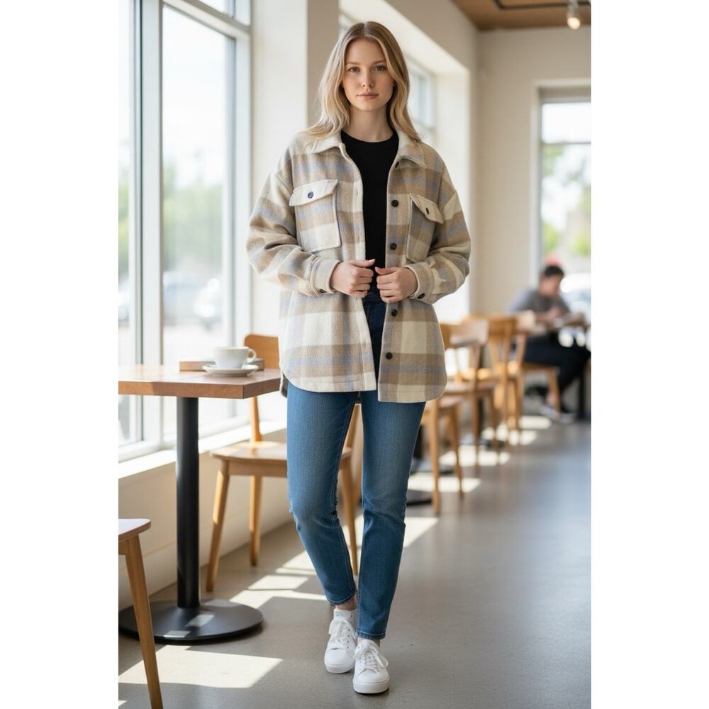 Vestique Plaid Shacket Sz M Thick Button Front Pocket Jacket Cream Tan Oversized - Picture 2 of 7